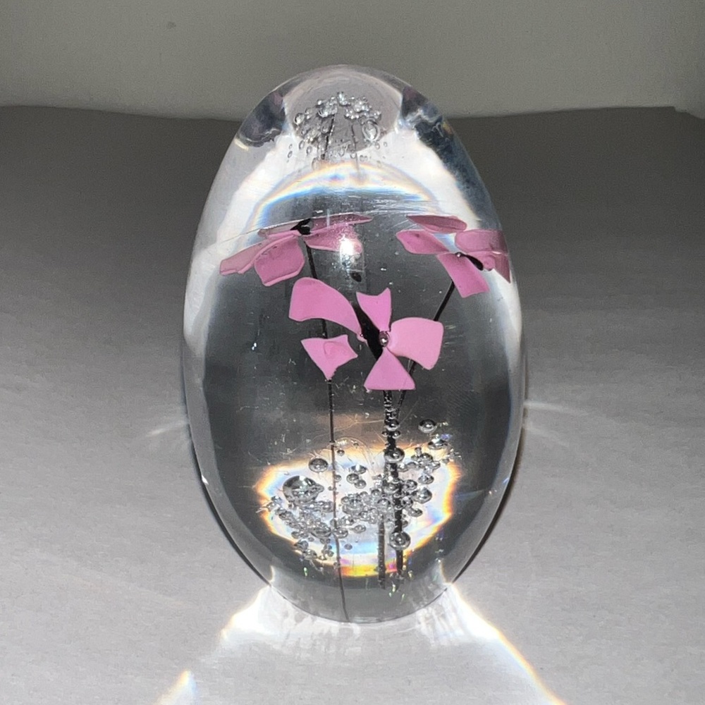 DAUM FRANCE CRYSTAL  PAPERWEIGHT PINK FLOWERS AND BUBBLES SIGNED